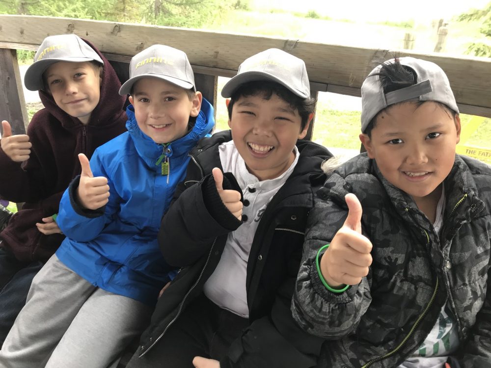 These Grade Five students were all smiles as they learned about wetlands and conservation during DUC’s Wetland Discovery Days at the John E. Poole Interpretive Wetland located near Edmonton, Alta. Hands-on learning opportunities, like this one, are made possible thanks to the generous support of individuals, foundations and corporations such as AltaLink and Finning.